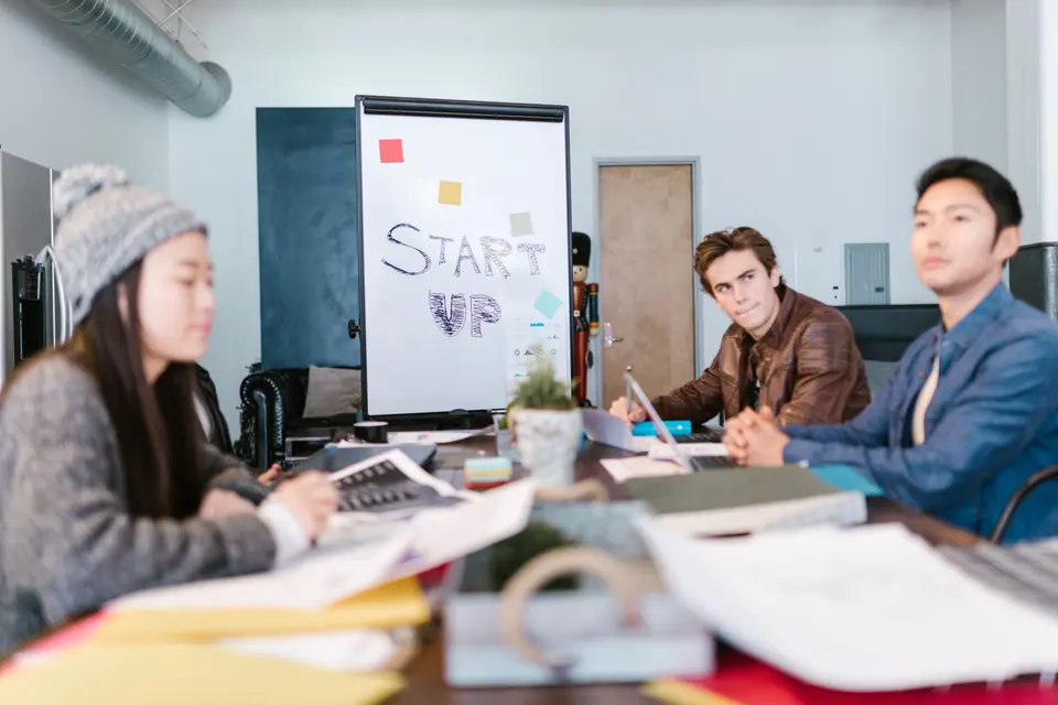 Het team aan het werk