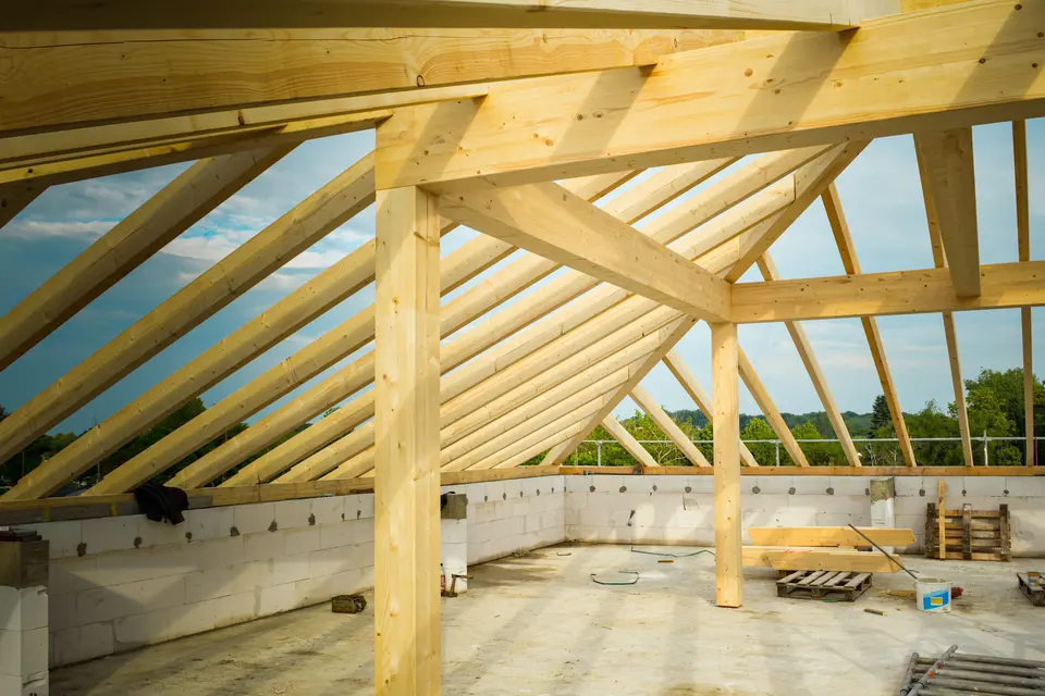 Dakspanten van een woning